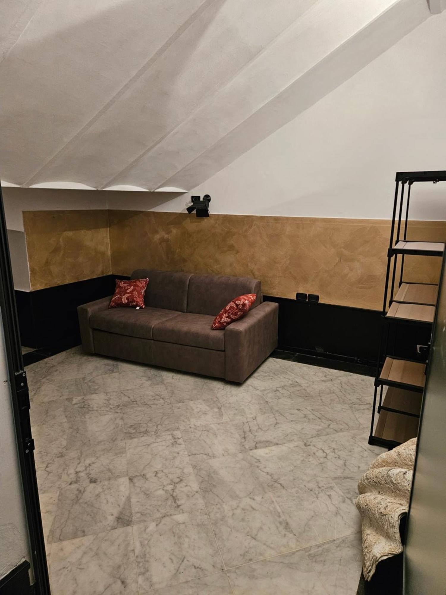Casa Regis - Free Parking Hotel Genua Buitenkant foto