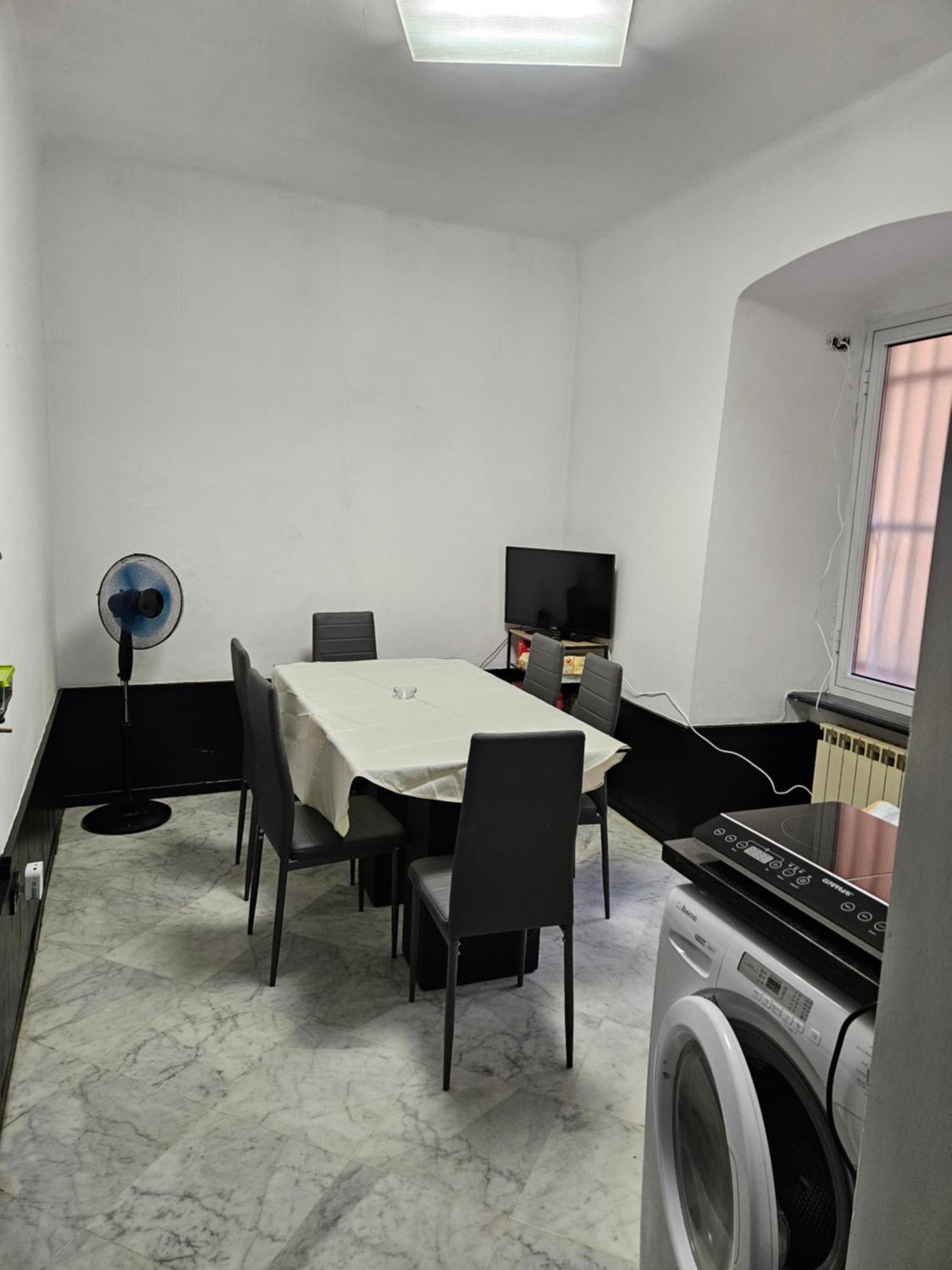 Casa Regis - Free Parking Hotel Genua Buitenkant foto