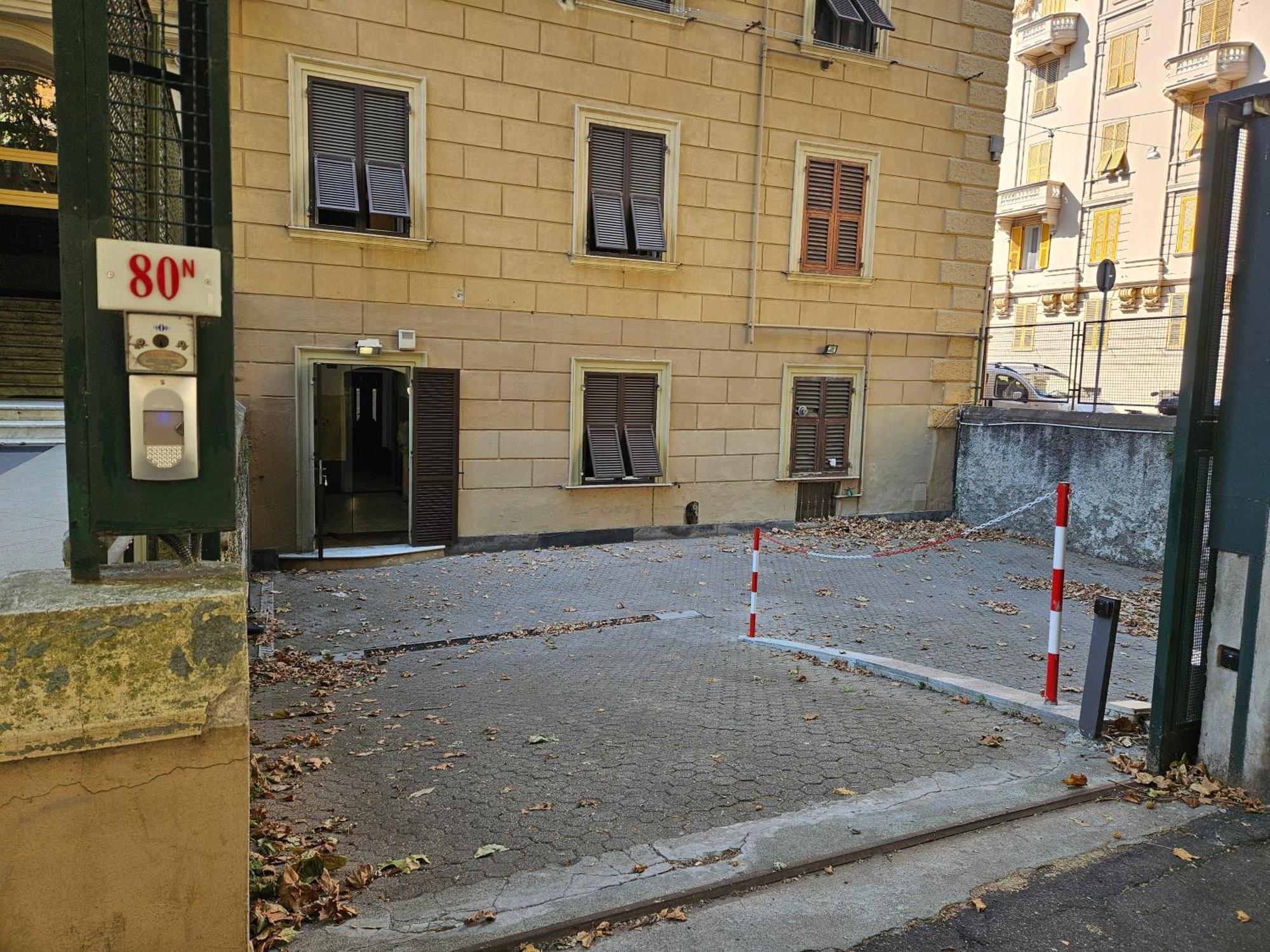 Casa Regis - Free Parking Hotel Genua Buitenkant foto