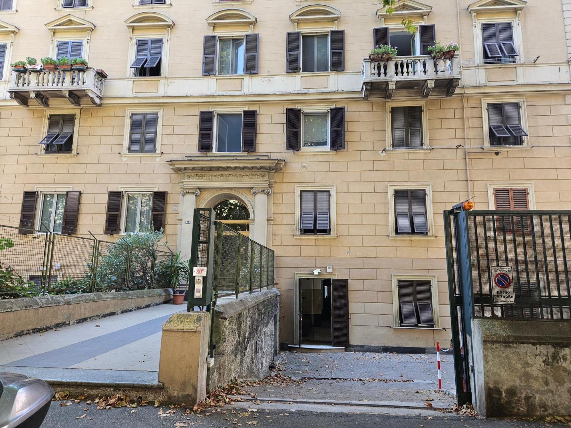 Casa Regis - Free Parking Hotel Genua Buitenkant foto